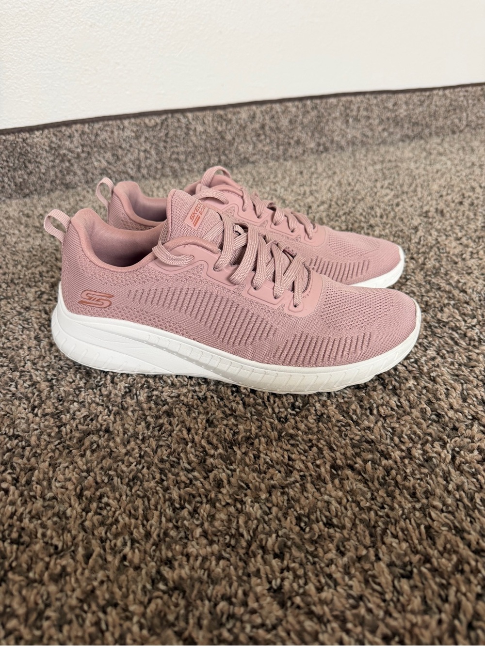 Skechers Women’s Dusty Rose Knit Lace-Up Athletic Sneakers
